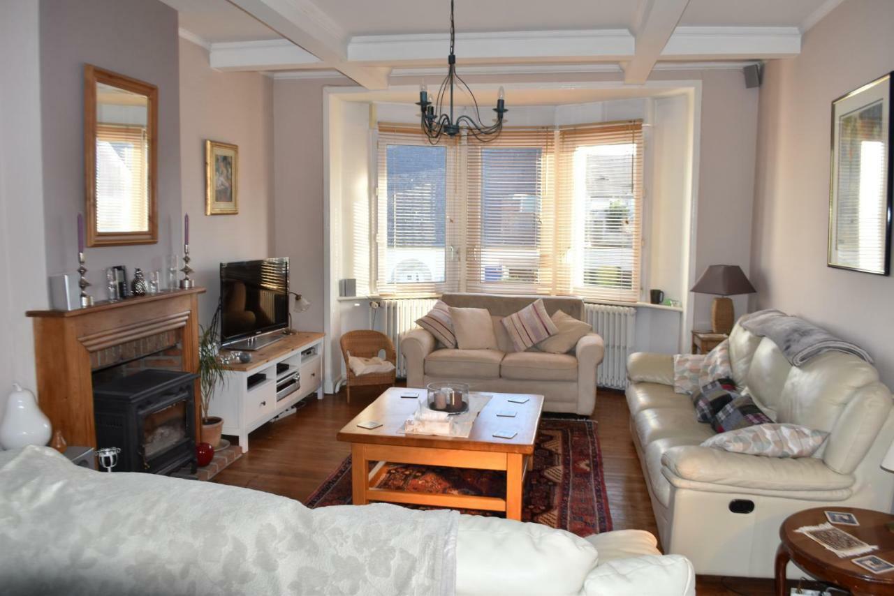 Maison Spacieuse Entre La Ville Et La Cote Saint-Martin-des-Champs  Екстериор снимка